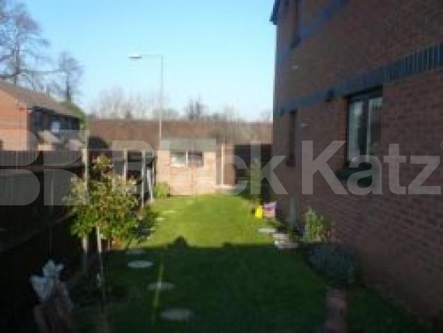 			1 Bedroom, 1 bath, 1 reception Flat			 Julianna Close, EAST FINCHLEY N2